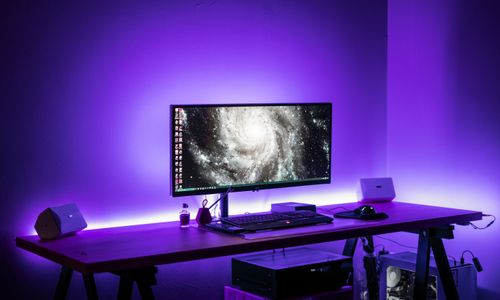 Charming Single Monitor Workspace With LED Backlight
